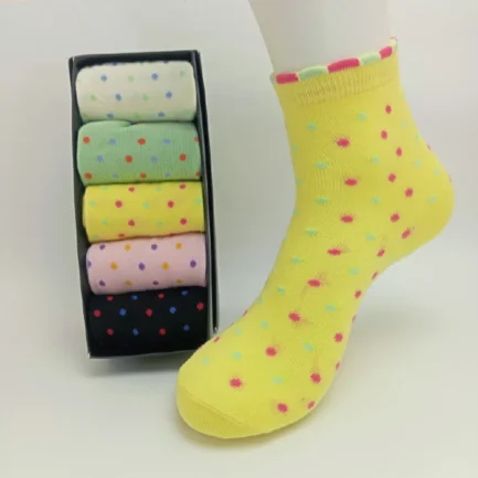 Vibrant Women’s Polka Dot Quarter Cotton Socks – 5 Pack