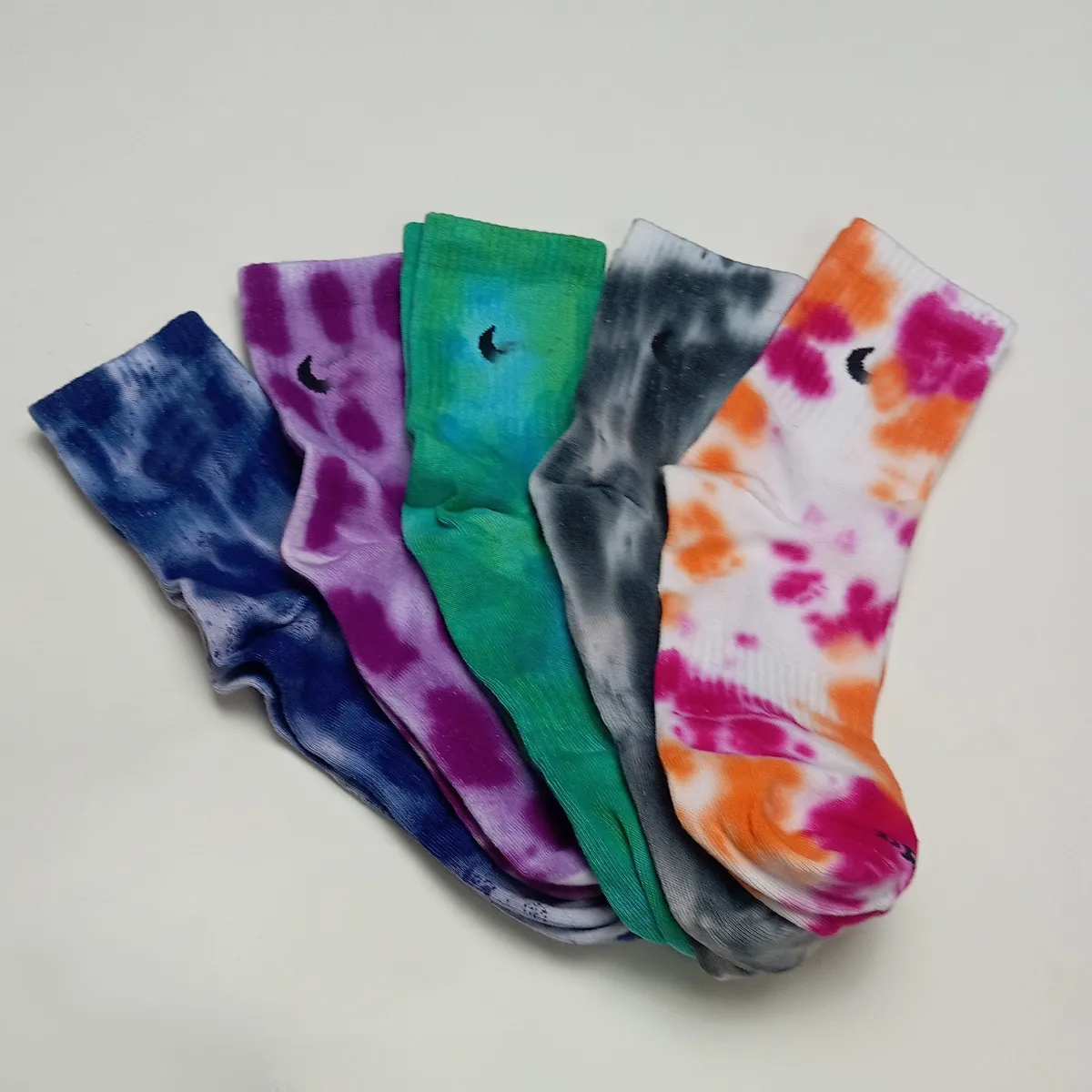 Unique Mid Crew Socks: Hand-Dyed Cotton, Pack of 5 - Image 2